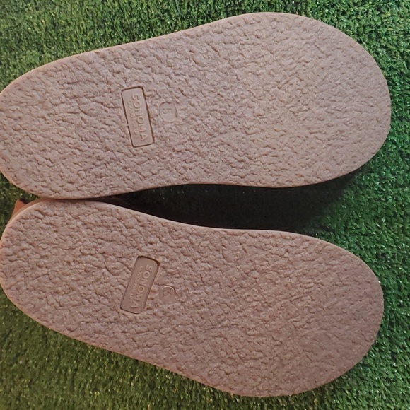 Like New Sonoma Good For Life Enigma Wedge Platform Heel, Zipper Sides,Lace Up - Picture 8 of 11